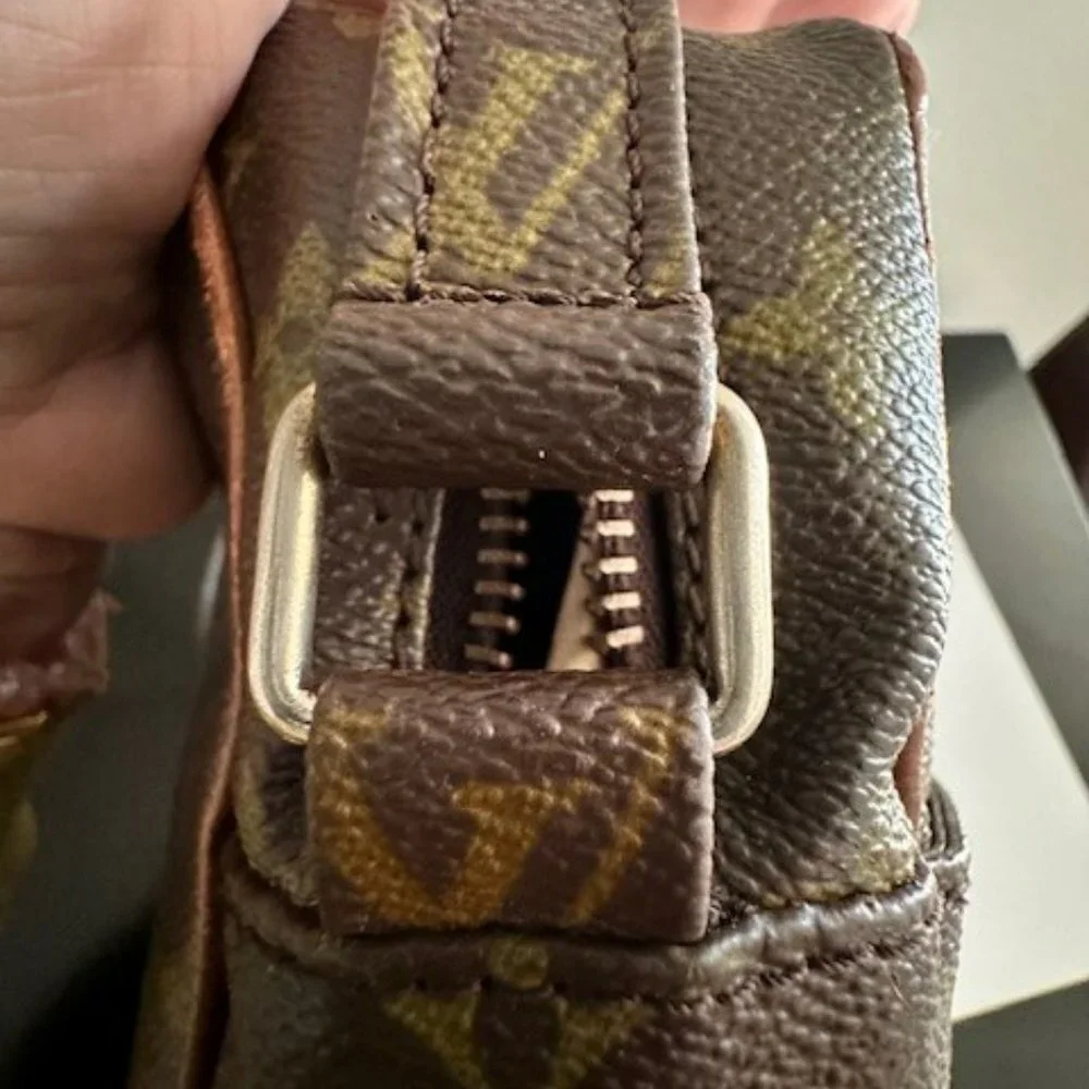 💙 Louis Vuitton Monogram Marceau Shoulder bag - Authentic